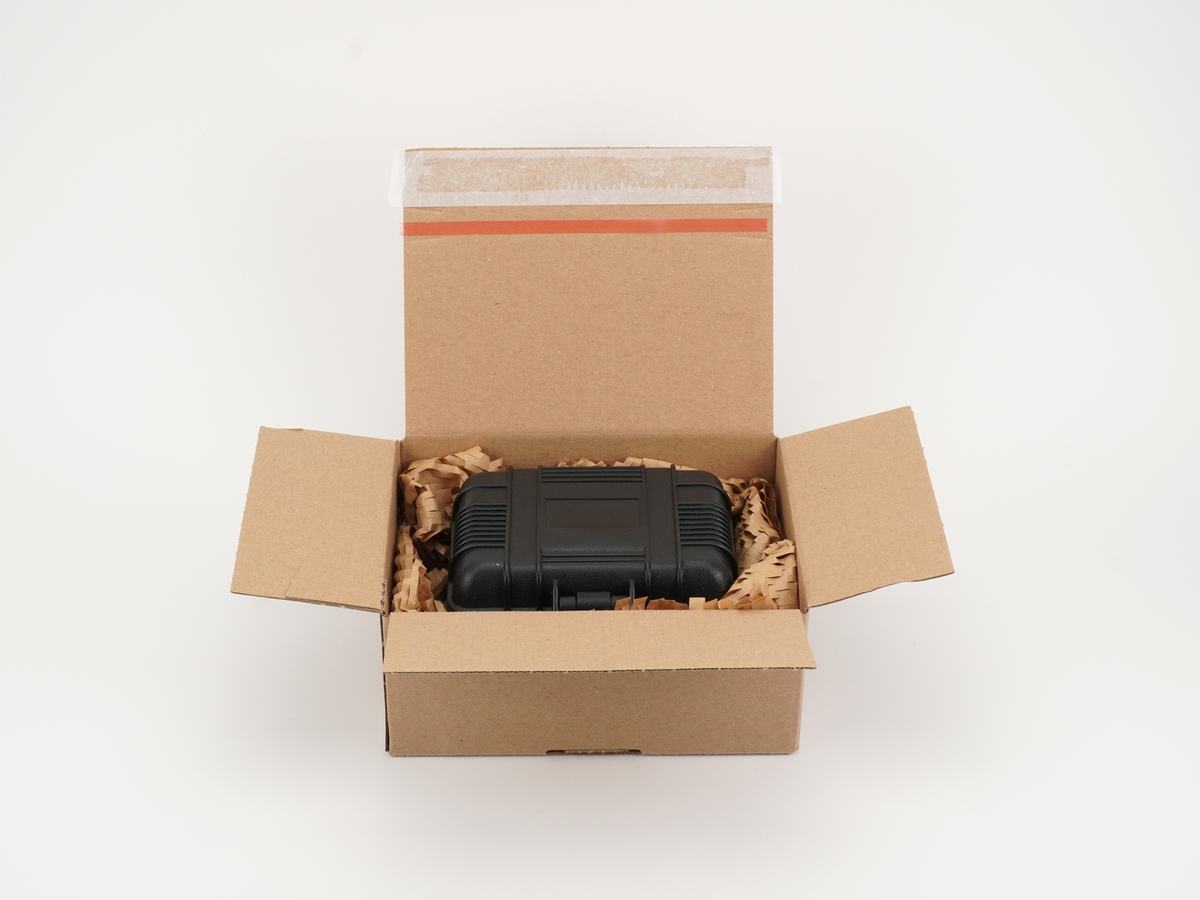 2. Receive the watch box